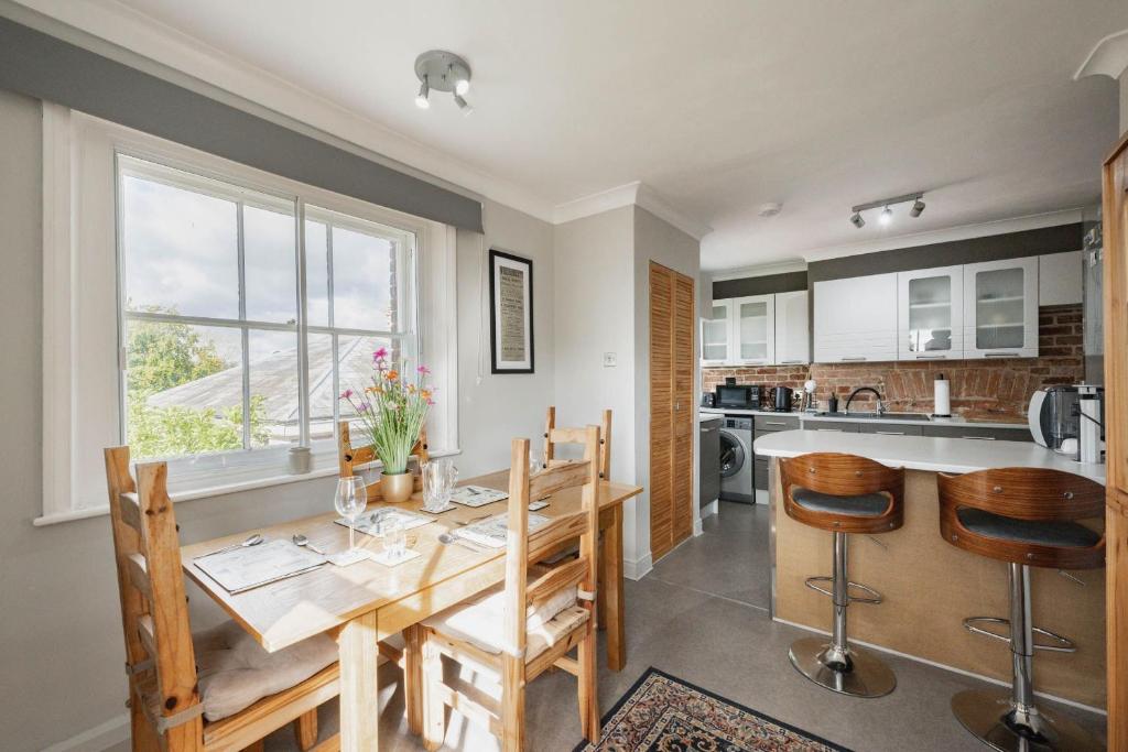 Host & Stay - Manor View, Fakenham