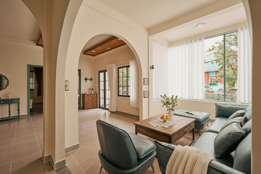 Casa Villa – charming symphony in Dalat center