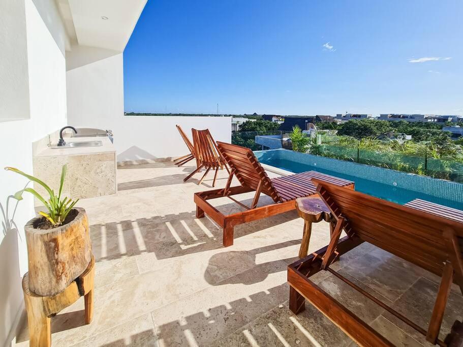 Tequila Sunrise103 plunge pool Beach Access - 2