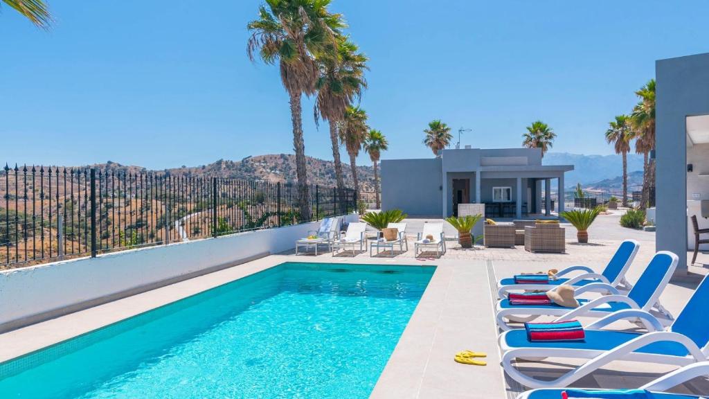 Finca La Mirage Coín by Ruralidays, Coín