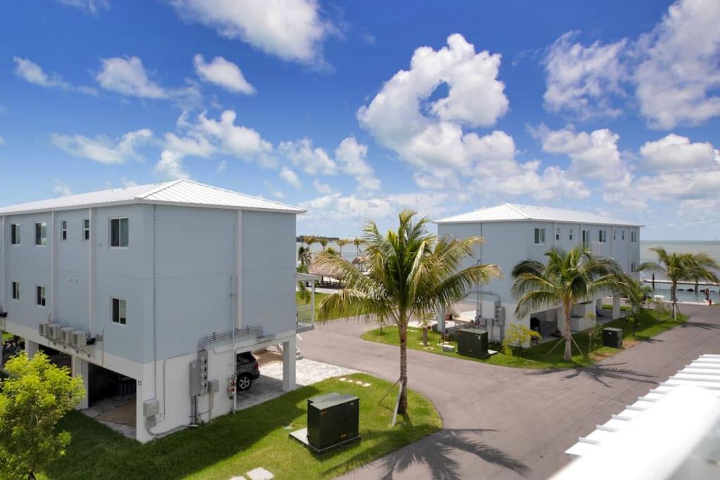 Steps to the Ocean and Heated Pool, Marathon