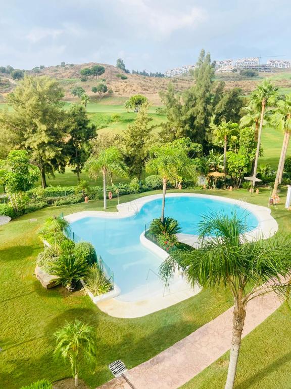 Calanova Grand Golf 2 Bed Apartment - golf course views - 3