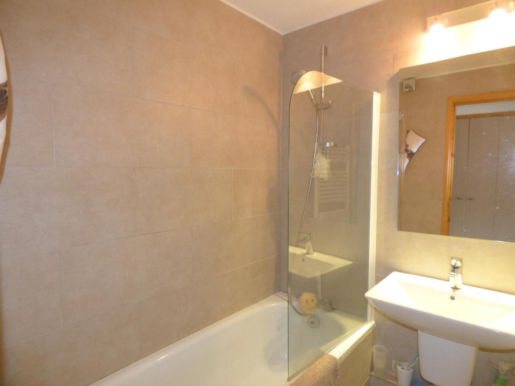 Appartement 4 pièces cabine 6 personnes à Méribel, proche pistes - FR-1-411-945 - 3