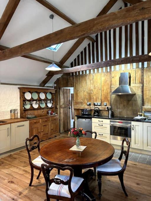The Granary, Barwick photo 6