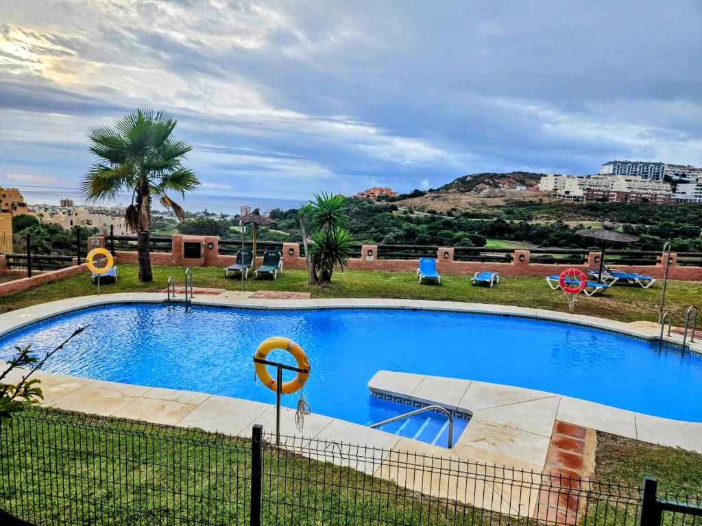 Coto Real Duquesa 2 bed spectacular Sea and Pool Views, Manilva