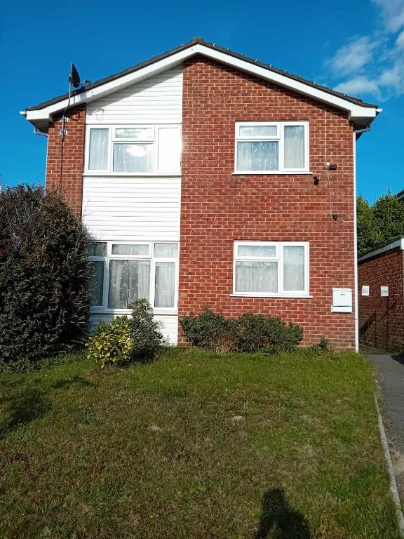 319, Mizen, Broadstone