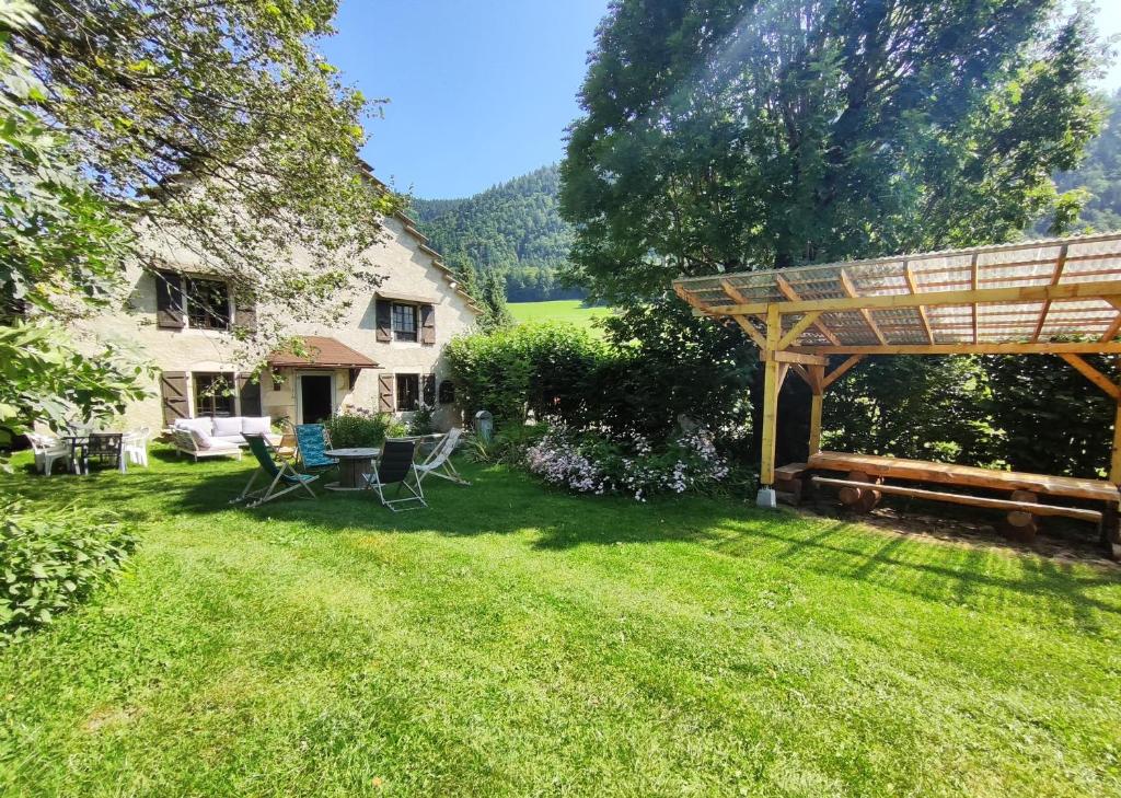 Au Jardin Des Clefs, Autrans