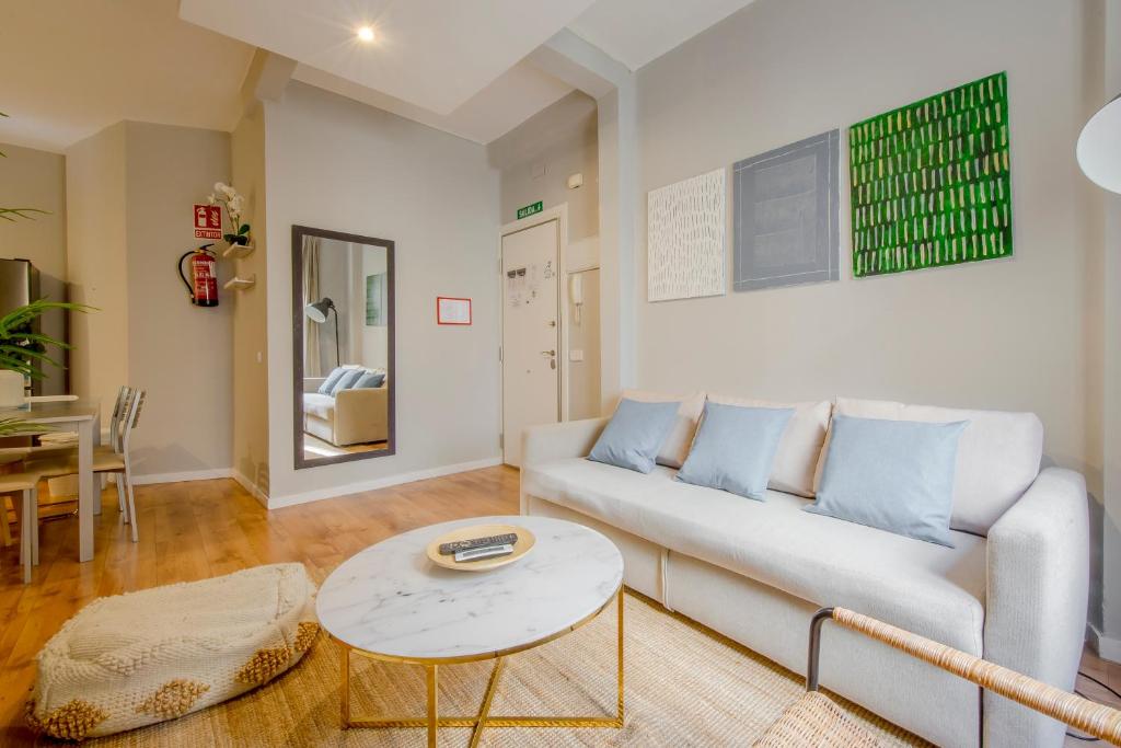 Excelente piso de 3 habitaciones en La Latina-Centro - 4