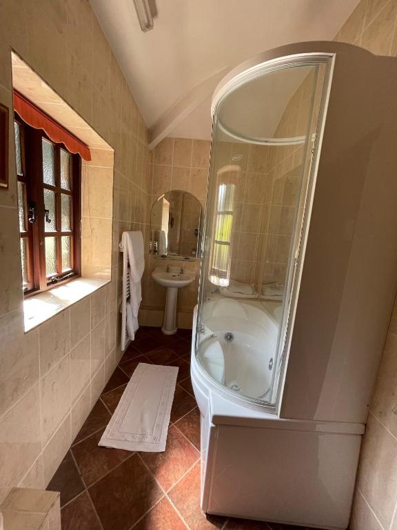 Marnwood Lodge, Ironbridge photo 6