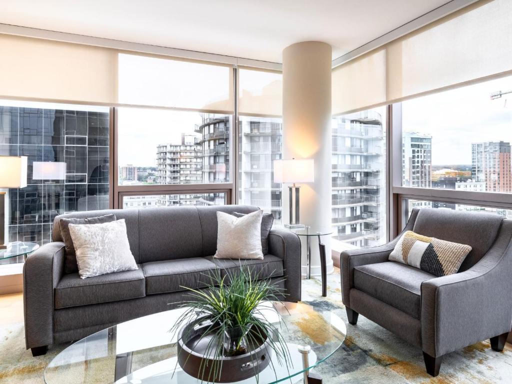 Luxury Apt with Gym Downtown, Stamford