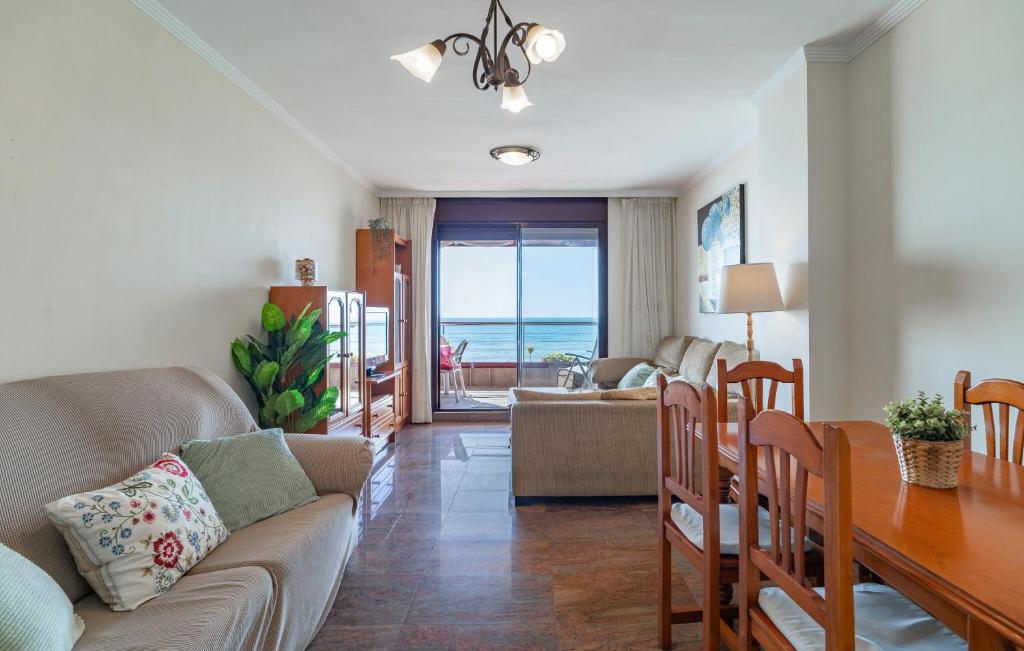2 Bedroom Nice Apartment In Fuengirola - 4
