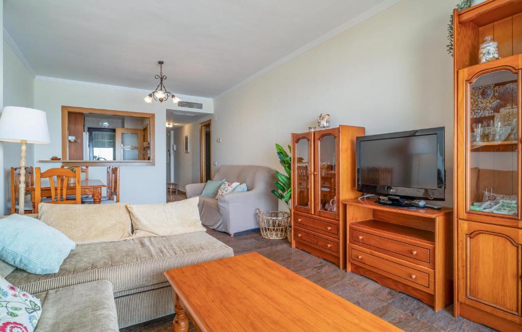 2 Bedroom Nice Apartment In Fuengirola - 5