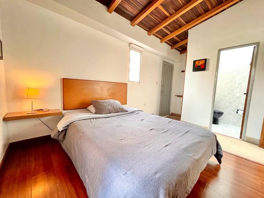 Private Studio-Apartment in Cedritos - 2