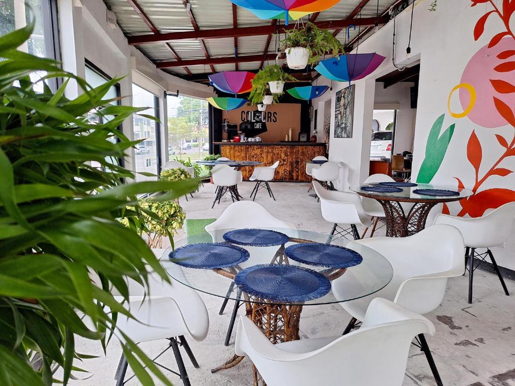 Colours Oasis Resort ADULT ONLY