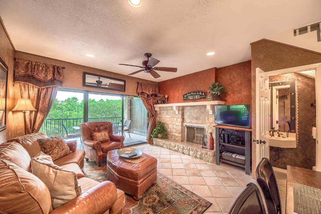 CW C208 The River Haus at Camp Warnecke Estates, New Braunfels