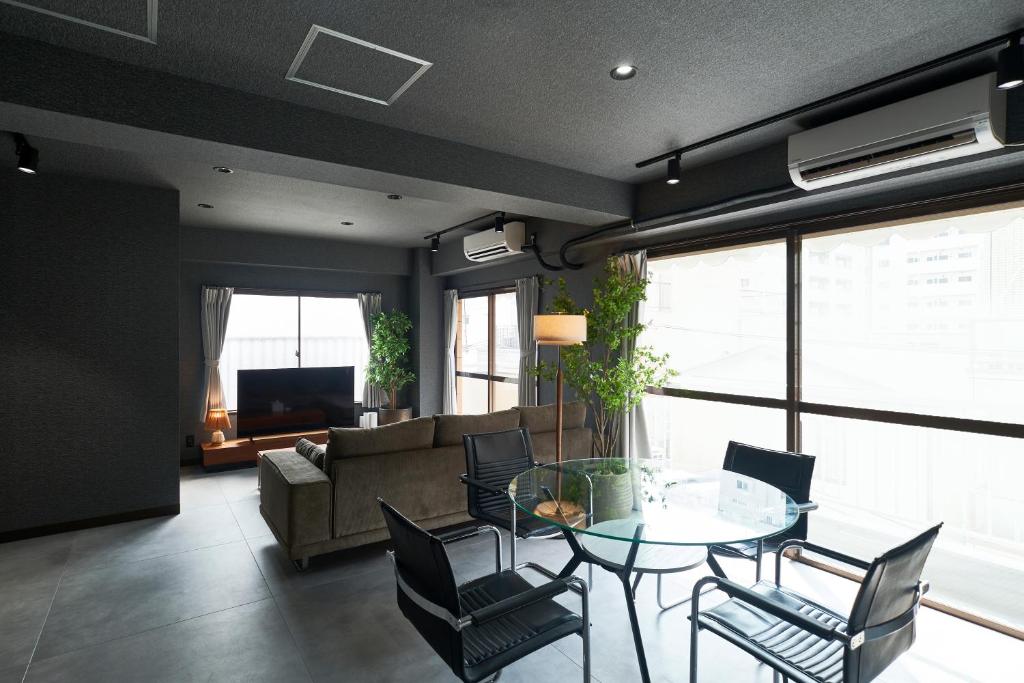 ACOE M O R I S H I T A - Direct Access to Tokyo Attractions