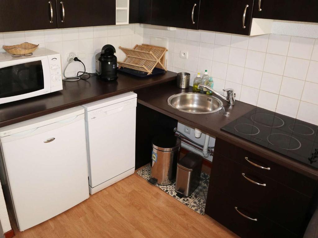 Appartement moderne 2 pièces 6 personnes avec piscine, sauna, hammam, wifi et animaux admis - FR-1-322-644 - 4
