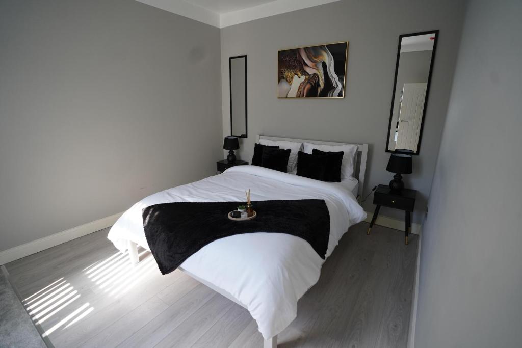 Apt - Sleeps2 - Parking - 20Min Drive From Airport, Birmingham