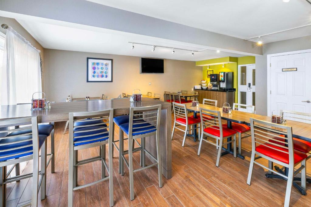 コンフォート イン マグネティック ヒル (Comfort Inn Magnetic Hill) お料理のイメージ