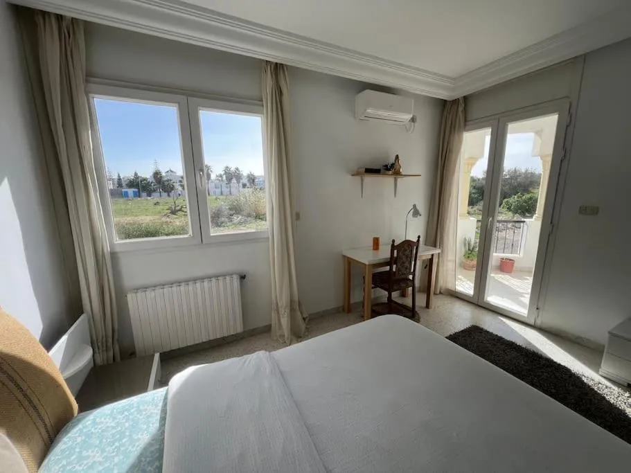 Cozy apartment Chatt Meriem, hotel in Hammam Sousse