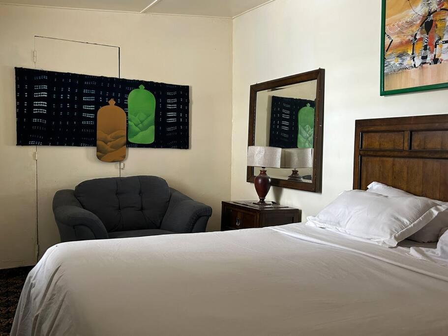 My beautiful small house, Point E