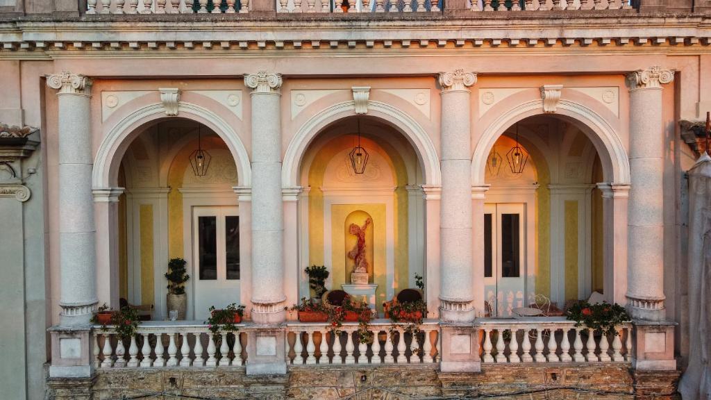 Antica Loggia, Vibo Valentia