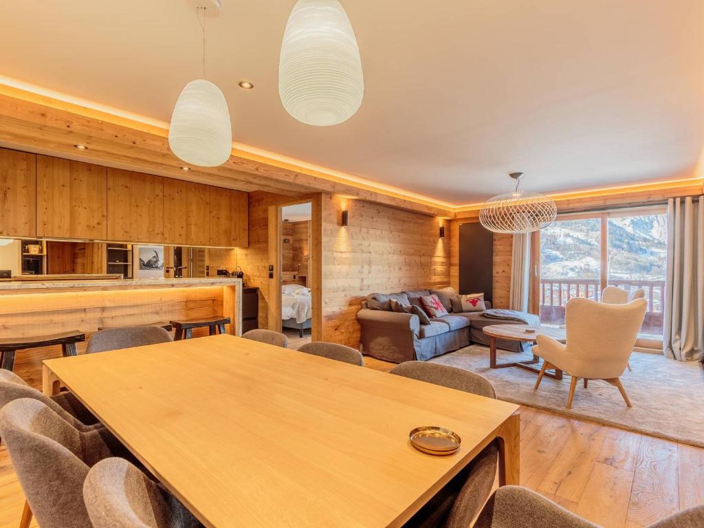 Chalet rénové avec spa, piscine et parking, pied des pistes - 5
