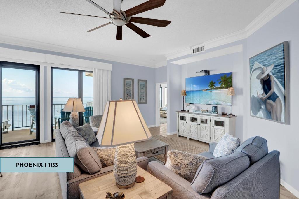 Phoenix I 1153 by Liquid Life, Orange Beach