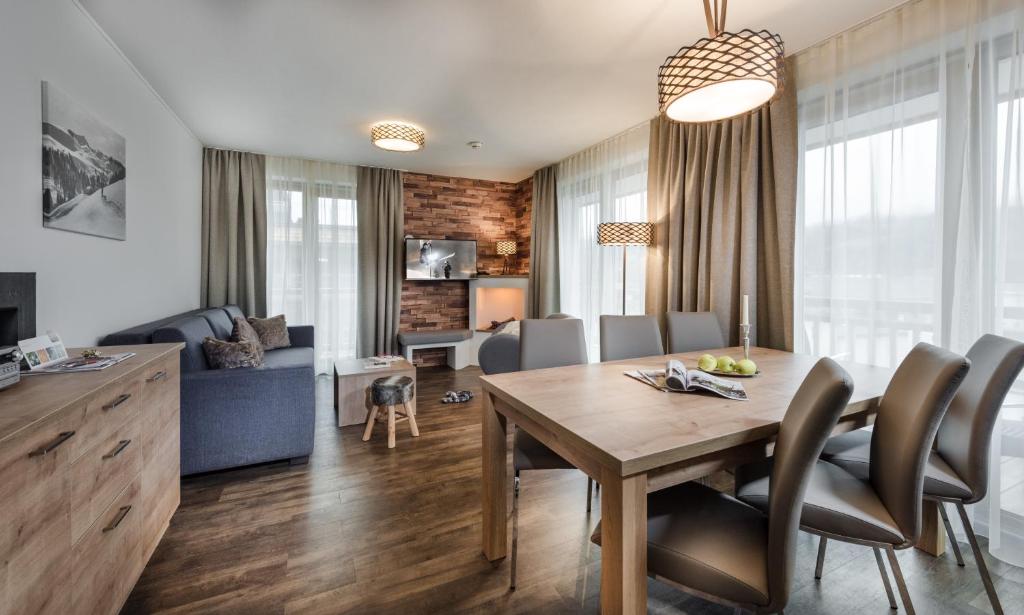 AlpenParks Hotel & Apartment Central Zell am See - 4