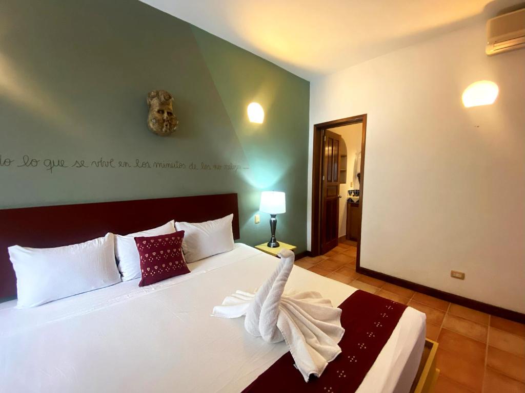 Zihil Ha Hotel - 1