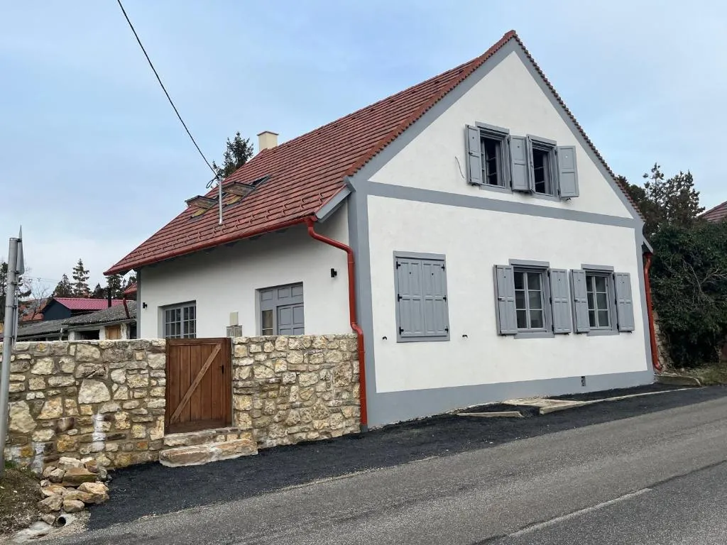 Lapillo Vendégház，位于克韦什卡尔的酒店