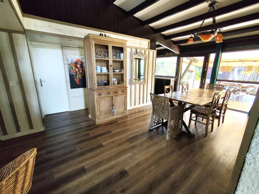 Villa rénovée avec jardin, terrasse, clim et WiFi à Lège-Cap-Ferret - 5