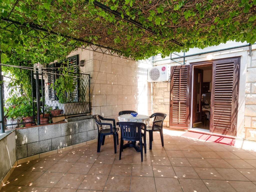 Apartment Berk - One-Bedroom Apartment with Terrace, Dubrovník