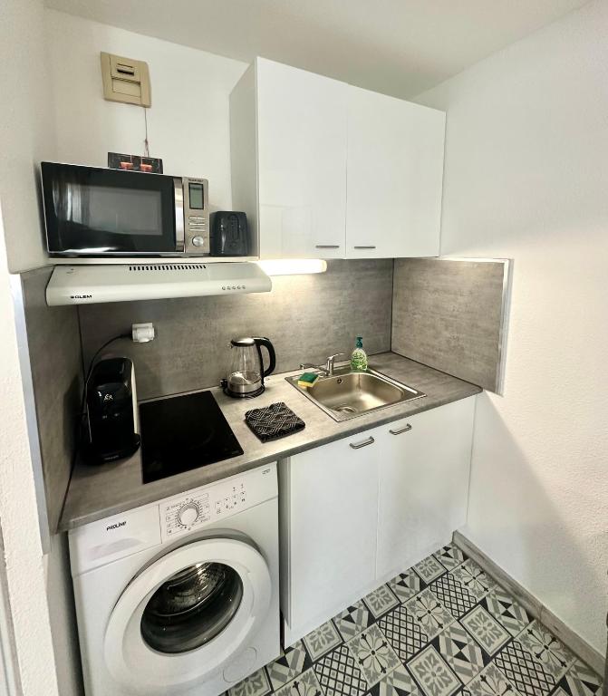 Studio Gare, Wi-Fi, Tram, Proche toutes commodités & 15 min des Plages - 3