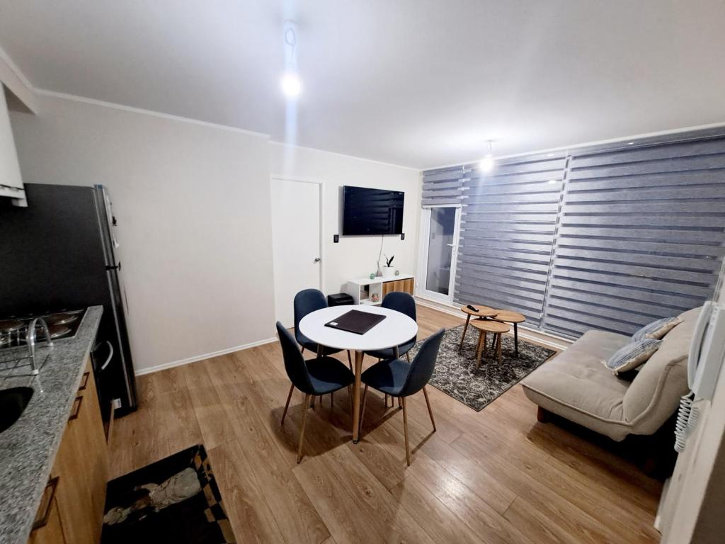 Comodo Dpto. 4to piso - 2P/2B Excelente Conectividad/Buen Sector - Brisas Del Sol, Talcahuano