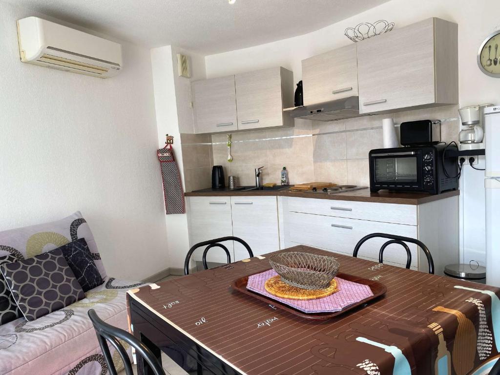 Appartement T2 confort avec garage et climatisation - FR-1-553-277 - 4