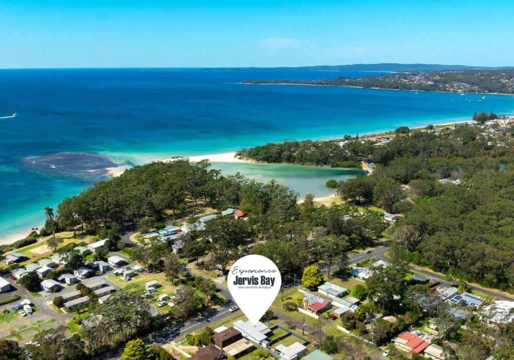 Huskisson Delight! by Experience Jervis Bay, Huskisson