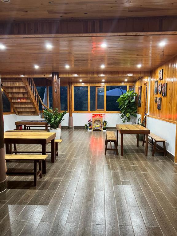Pi Noong Cafe & Homestay
