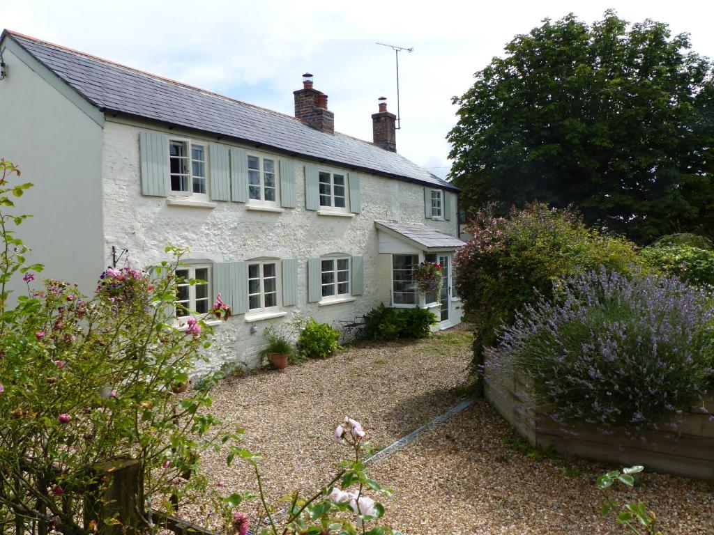 The Willows, Shillingstone