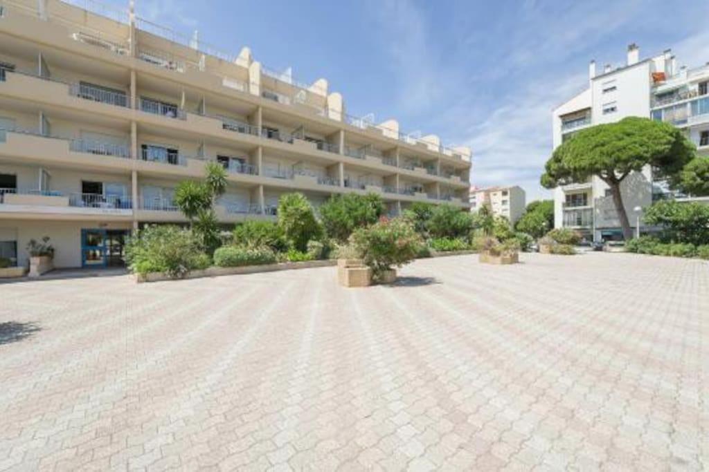 Port de Hyères 4 personnes avec terrasse - 1