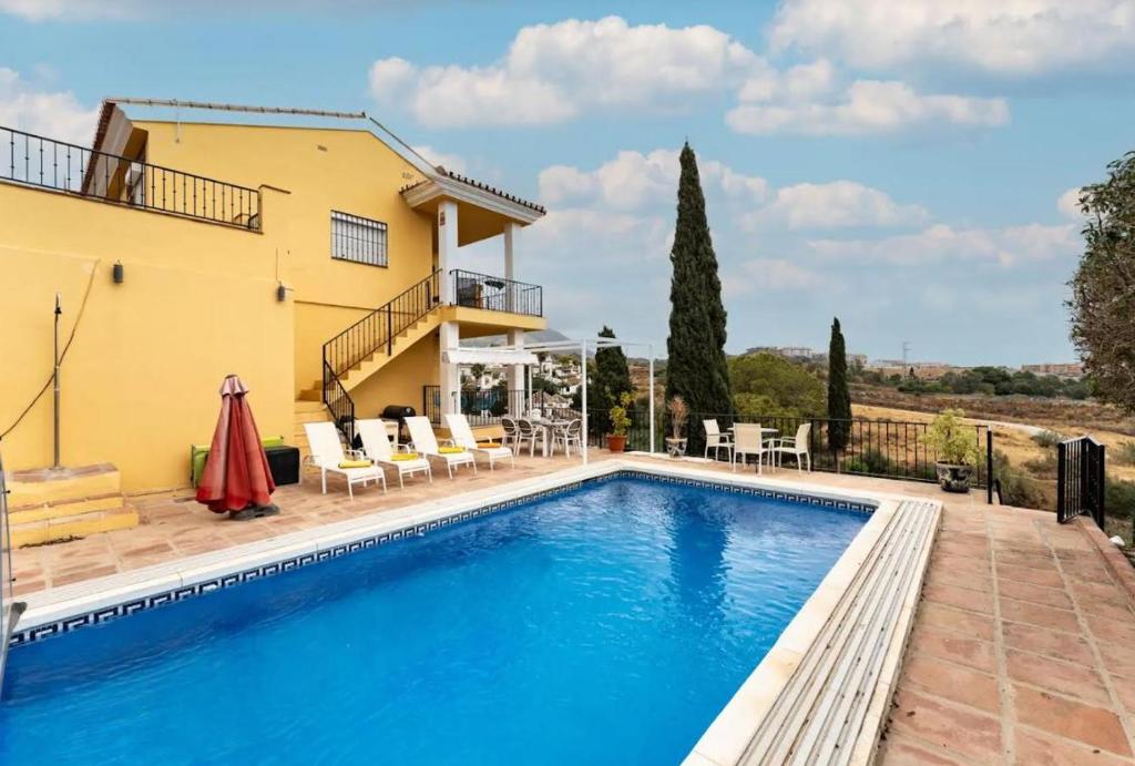 Villa Vista Verde -Sea views -3 Bedrooms -Heated Pool - 1