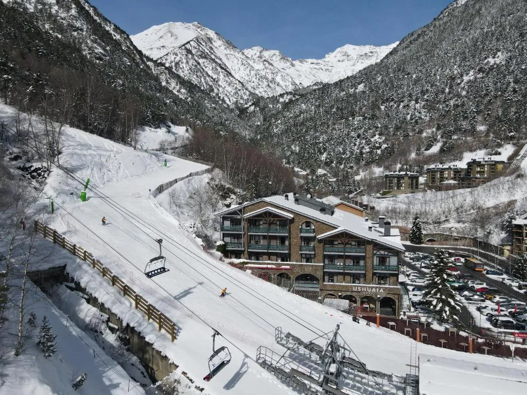 Ushuaia, The Mountain Hotel, hotel in Arinsal