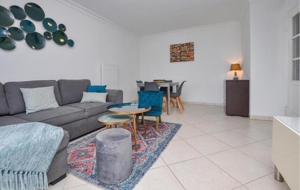 1 Bedroom Gorgeous Apartment In Antibes - 4