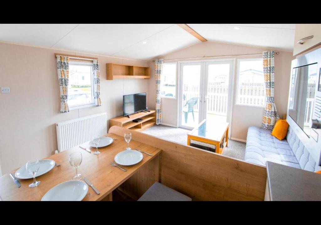 MP676 Parkdean Camber Sands, Camber