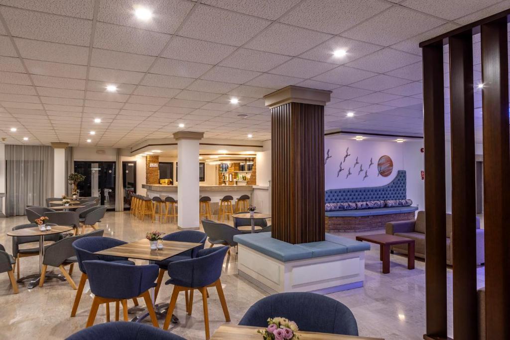 Seagull Hotel Apartments — Restaurant & bars in Protaras, Famagusta Region