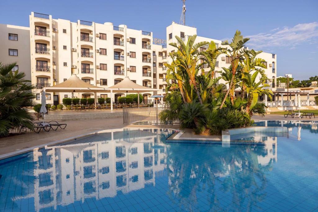 Seagull Hotel Apartments — Swimming pool in Protaras, Famagusta Region