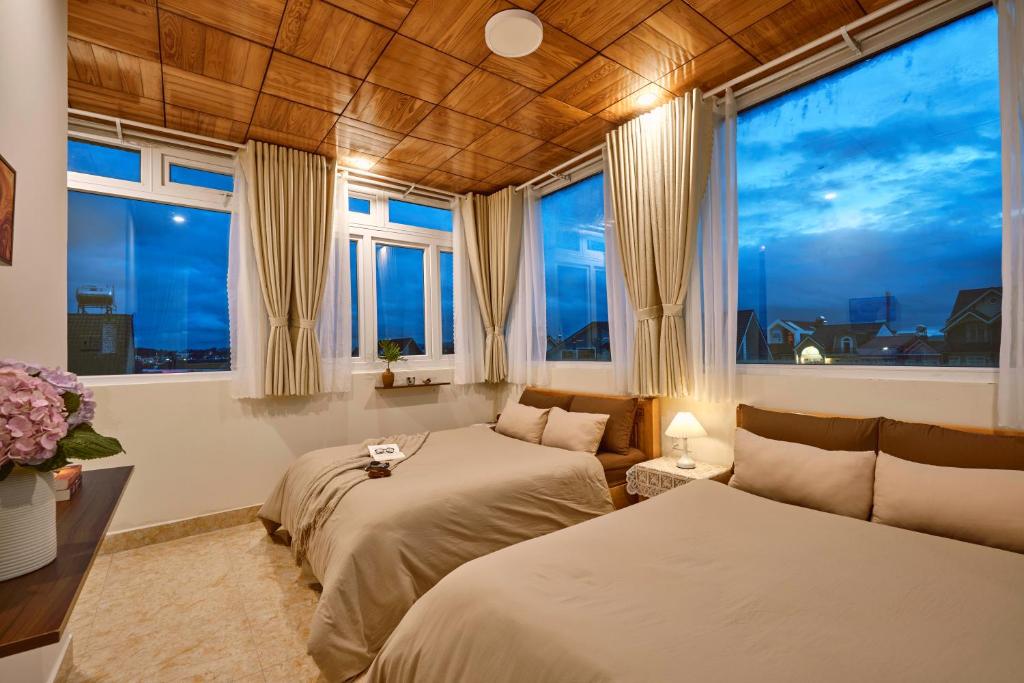 Nắng Có Còn Vương – Homestay Đà Lạt