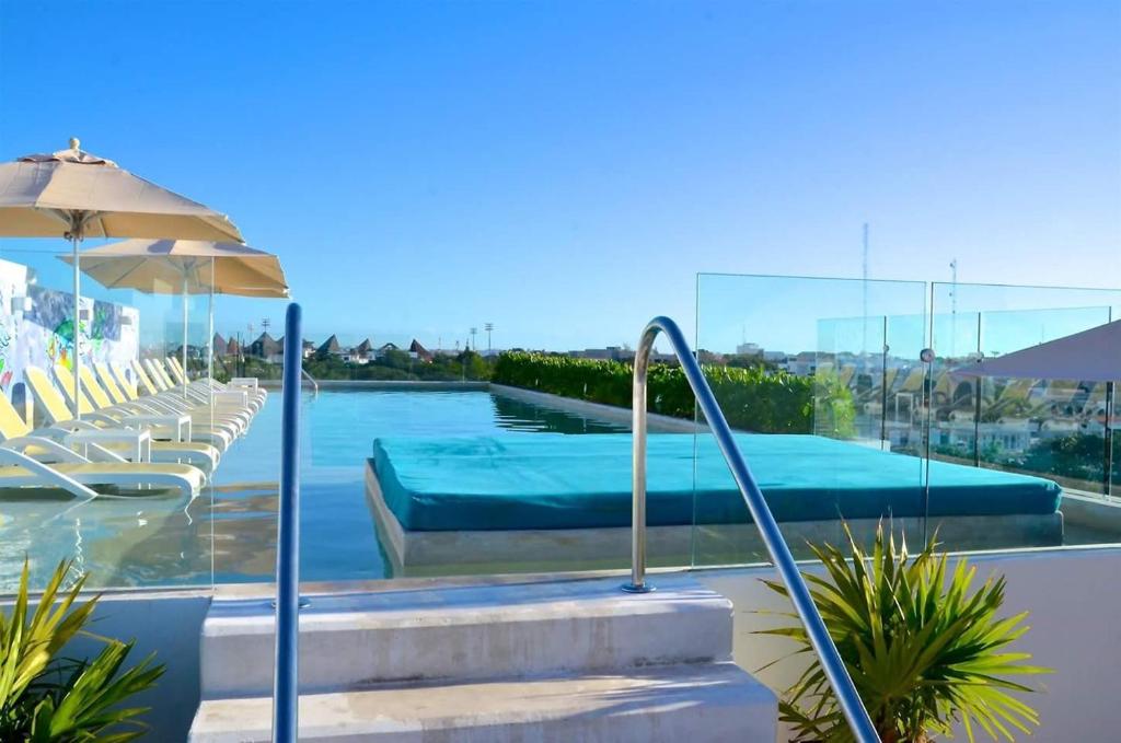 Anah Playa Luxury Penthouses and Apartments - 2