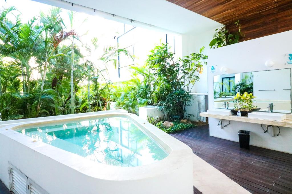 Anah Playa Luxury Penthouses and Apartments - 1