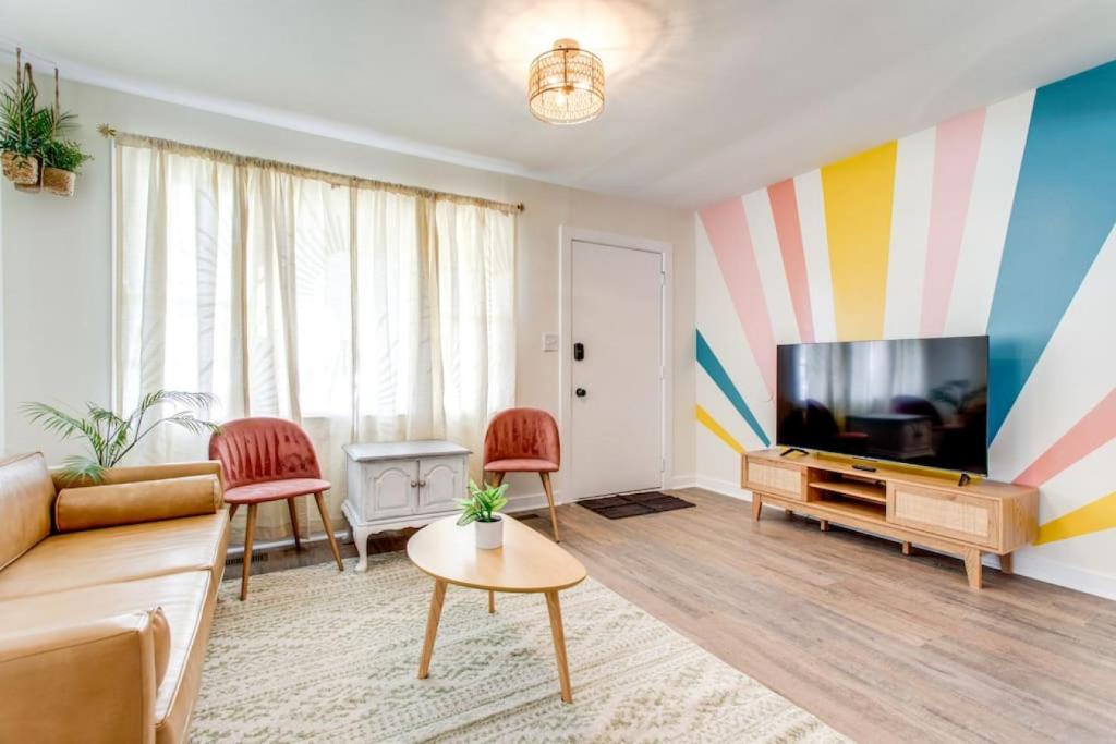 Boho Boro 1 bath 2 bed 3 min to MTSU, Murfreesboro